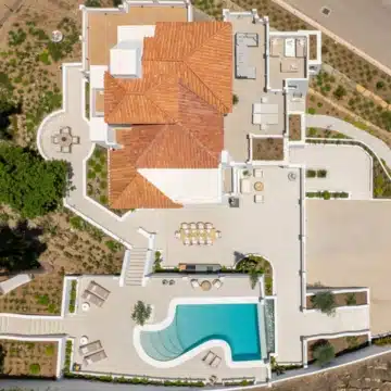 Mediterranean villa in the prestigious enclave of Las Lomas de Nueva Andalucía Picture 43