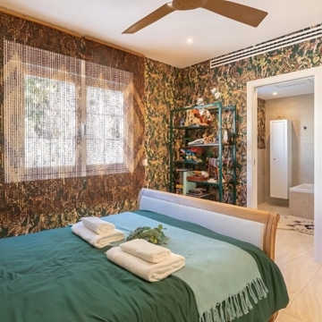 Beautiful villa in the sought-after residential community of Paraiso Alto, Benahavis Picture 5