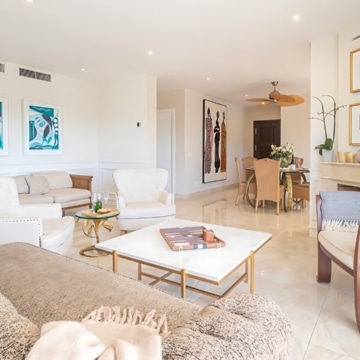 Beautiful villa in the sought-after residential community of Paraiso Alto, Benahavis Picture 6