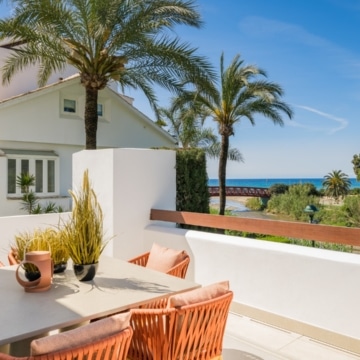 Luxury apartment nestled in an exclusive gated community of Los Monteros palm beach, Marbella Picture 21