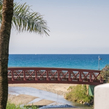 Luxury apartment nestled in an exclusive gated community of Los Monteros palm beach, Marbella Picture 32