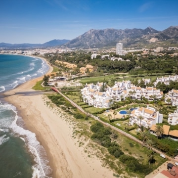 Luxury apartment nestled in an exclusive gated community of Los Monteros palm beach, Marbella Picture 36