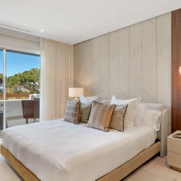 Luxury apartment nestled in an exclusive gated community of Los Monteros palm beach, Marbella Picture 17
