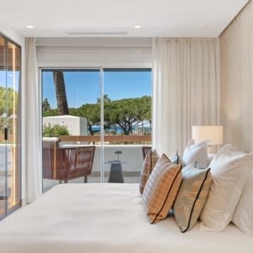 Luxury apartment nestled in an exclusive gated community of Los Monteros palm beach, Marbella Picture 18