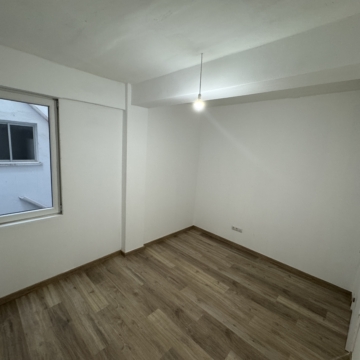 Fully Renovated Apartment with Terrace in Paseo de los Tilos, Málaga Picture 26