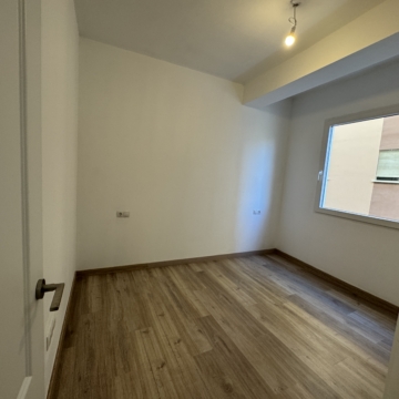 Fully Renovated Apartment with Terrace in Paseo de los Tilos, Málaga Picture 20