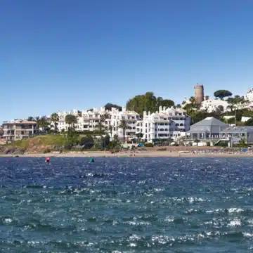 Valley Views – 2 and 3 bedroom contemporary apartments with beautiful sea views in Mijas Picture 49