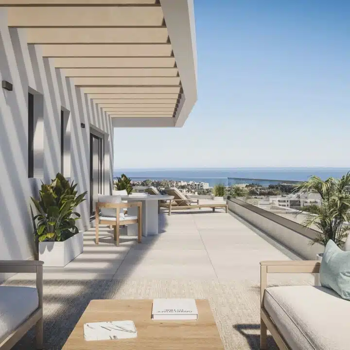 Vanian Park – Penthouse with breathtaking open views of sorroundings in Estepona Picture