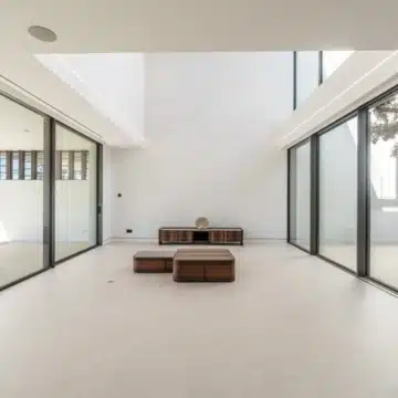 Modern Semi-Detached villa with rooftop pool in Nueva Andalucia, Marbella Picture 3