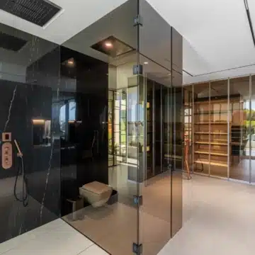 Semi-detached villa with panoramic sea views in the heart of Nueva Andalucía, Marbella Picture 19