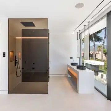 Modern Semi-Detached villa with rooftop pool in Nueva Andalucia, Marbella Picture 22