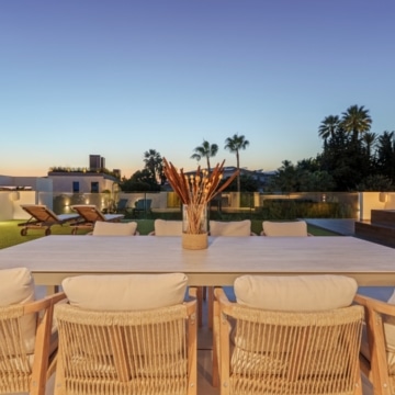 Beautifully presented contemporary villa in the sought-after area of Nueva Andalucía, Marbella Picture 40
