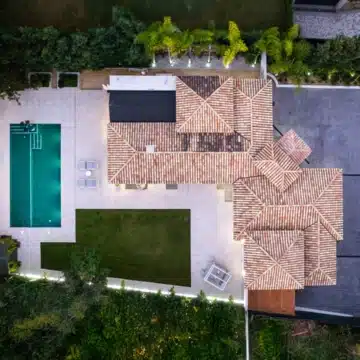 Luxury five bedroom villa within the prestigious Golf Valley of La Cerquilla, Nueva Andalucía Picture 44