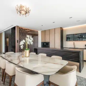 Semi-detached villa with panoramic sea views in the heart of Nueva Andalucía, Marbella Picture 4