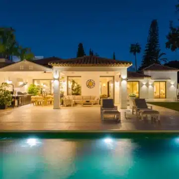 Luxury five bedroom villa within the prestigious Golf Valley of La Cerquilla, Nueva Andalucía Picture 58