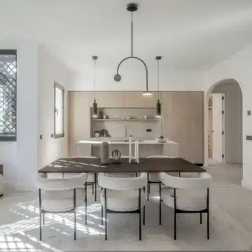 Three bedroom apartment located near the Sierra Blanca mountain range in the prestigious Altos Reales Picture 22