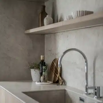 Three bedroom apartment located near the Sierra Blanca mountain range in the prestigious Altos Reales Picture 34