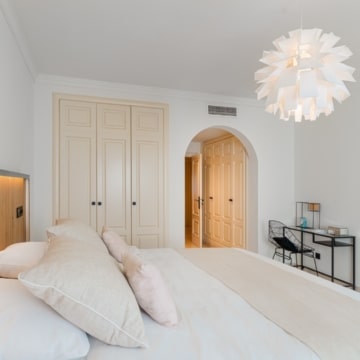 Elegant three-bedroom apartment in Montebello Hills, an exclusive private community in Sierra Blanca Picture 18