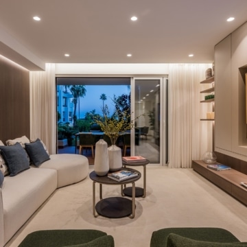 Newly renovated groundfloor apartment in the beachfront community of Bahia del Velerin, Estepona Picture 16