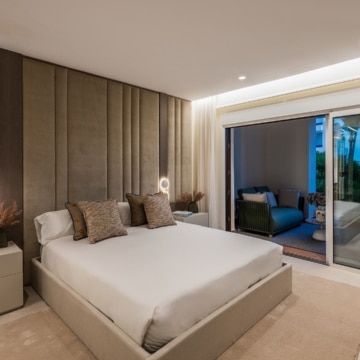 Newly renovated groundfloor apartment in the beachfront community of Bahia del Velerin, Estepona Picture 24