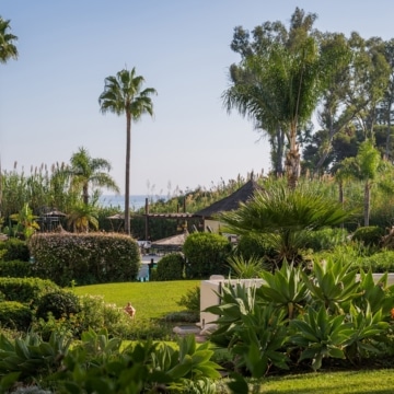 Newly renovated groundfloor apartment in the beachfront community of Bahia del Velerin, Estepona Picture 42