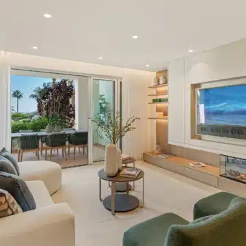 Newly renovated groundfloor apartment in the beachfront community of Bahia del Velerin, Estepona Picture 1