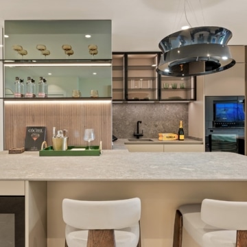 Newly renovated groundfloor apartment in the beachfront community of Bahia del Velerin, Estepona Picture 22