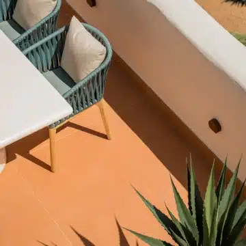 Meticulously renovated beachfront penthouse that epitomizes luxury coastal living in Bahia del Velerin, Estepona Picture 69