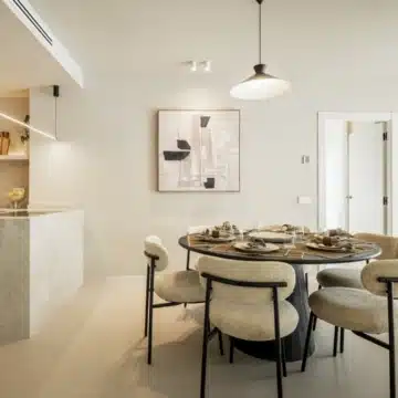 Newly renovated 3-bedroom duplex apartment in La Quinta, Benahavis Picture 14