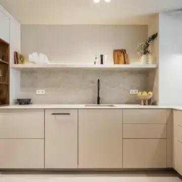 Newly renovated 3-bedroom duplex apartment in La Quinta, Benahavis Picture 7