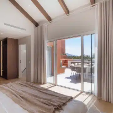 Newly renovated four bedroom duplex penthouse in Nueva Andalucia, Marbella Picture 14