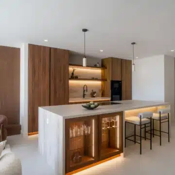 Newly renovated four bedroom duplex penthouse in Nueva Andalucia, Marbella Picture 1
