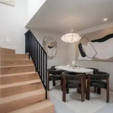 Newly renovated four bedroom duplex penthouse in Nueva Andalucia, Marbella Picture 17