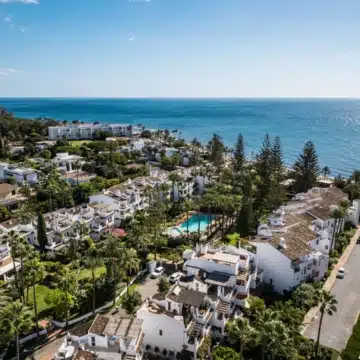 Three-bedroom duplex penthouse with sea views in Castiglione, San Pedro de Alcantara Picture 37
