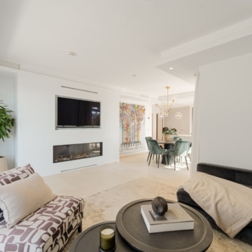 Three-bedroom duplex penthouse with sea views in Castiglione, San Pedro de Alcantara Picture 5
