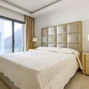 Beachfront luxury townhouse with breathtaking sea views in The Island, Estepona Picture 3