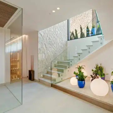 Magnificent villa within the private Tresora Villas enclave in La Quinta, Benahavis Picture 7