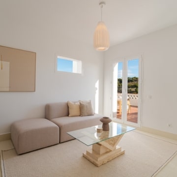 Andalusian style luxury villa with panoramic sea views in El Madroñal, Benahavis Picture 13