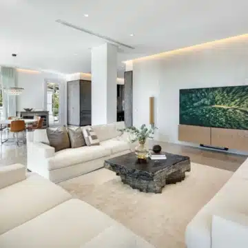 Andalusian-inspired luxury mansion with panoramic views in Marbella Club Golf Resort, Benahavis Picture 11
