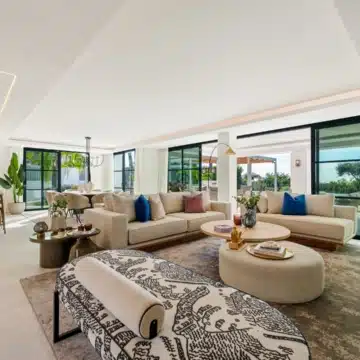 Newly renovated mediterranean home with incredible sea views in La Quinta, Benahavis Picture 0