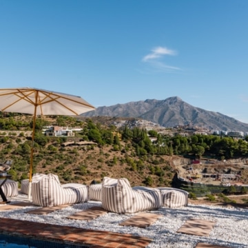 Andalusian style luxury villa with panoramic sea views in El Madroñal, Benahavis Picture 19