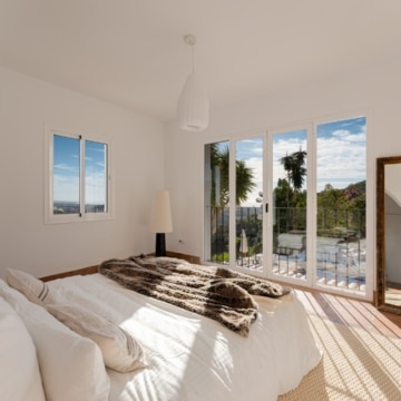 Andalusian style luxury villa with panoramic sea views in El Madroñal, Benahavis Picture 20