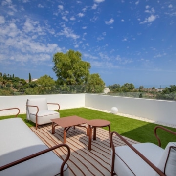 Newly built detached villa surrounded by nature in Fuente del Espanto, Benahavis Picture 24