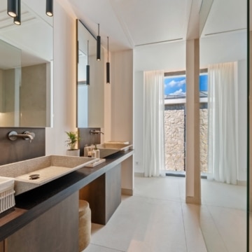 Magnificent villa within the private Tresora Villas enclave in La Quinta, Benahavis Picture 25