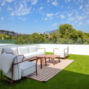 Newly built detached villa surrounded by nature in Fuente del Espanto, Benahavis Picture 2