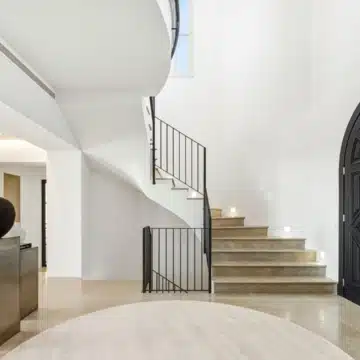 Andalusian-inspired luxury mansion with panoramic views in Marbella Club Golf Resort, Benahavis Picture 10