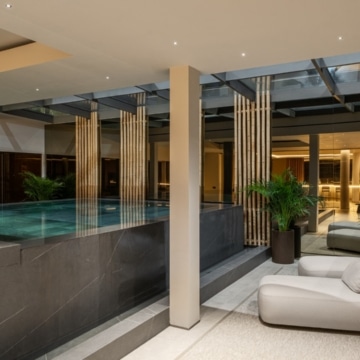 Frontline-golf villa with unobstructed views across the golf course in La Quinta, Benahavis Picture 9