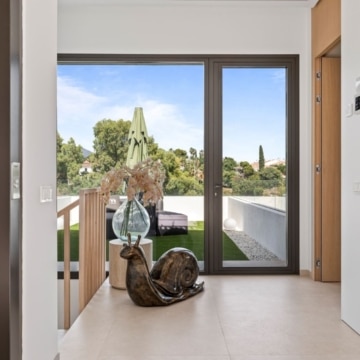 Newly built detached villa surrounded by nature in Fuente del Espanto, Benahavis Picture 30