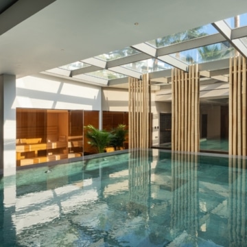 Frontline-golf villa with unobstructed views across the golf course in La Quinta, Benahavis Picture 16