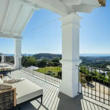 Andalusian-inspired luxury mansion with panoramic views in Marbella Club Golf Resort, Benahavis Picture 33